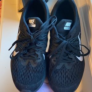 Women’s Black Nike Running Shoe